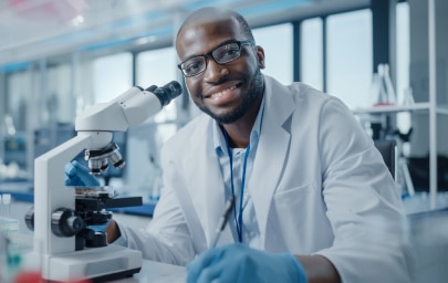 Vi forandrer verden, ett gjennombrudd om gangen.